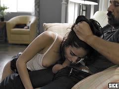 神尾舞 Erina Kahara amateur brunette fucks two big cocks Maki Usami